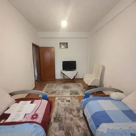 Nyaraló Spacious House With A Big Garden And Fire Pit