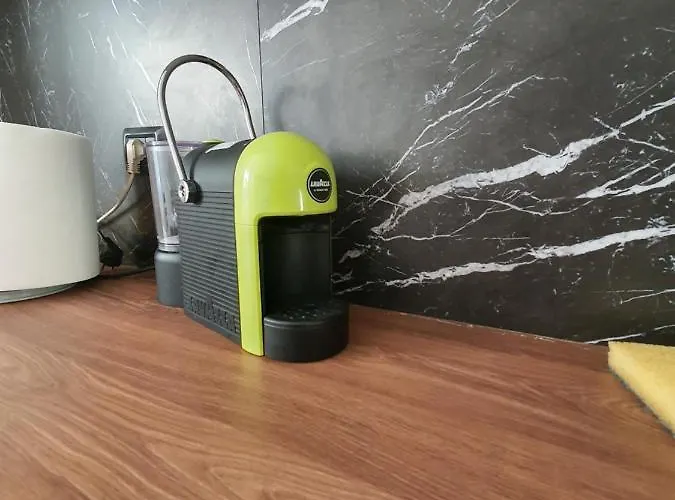 Spacious House With A Big Garden And Fire Pit בית נופש